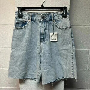 Zara long light wash, distressed shorts